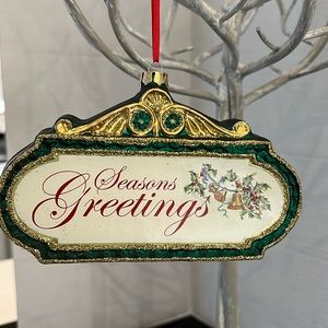 Seasons Greetings Christmas
Ornament Glass Vintage 1960s 70's
Holiday Memories